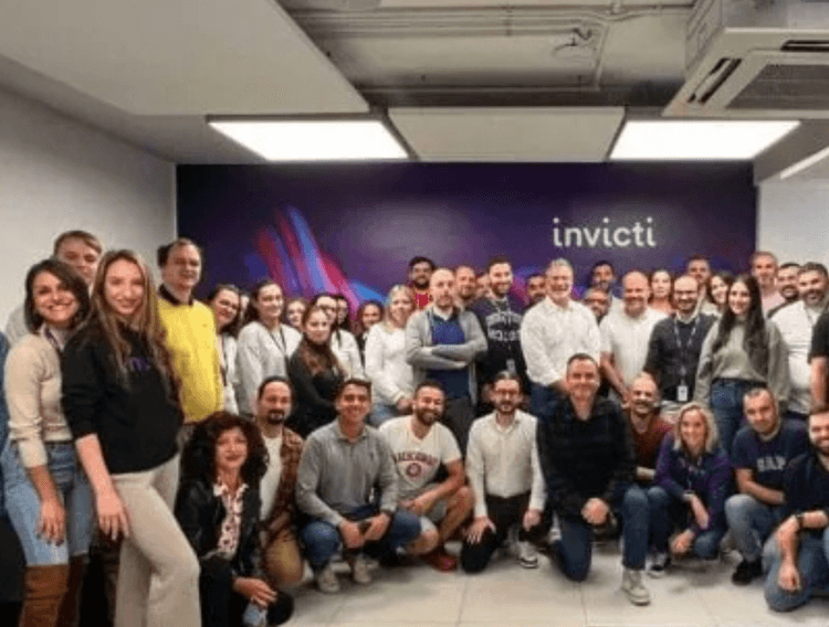 Invicti